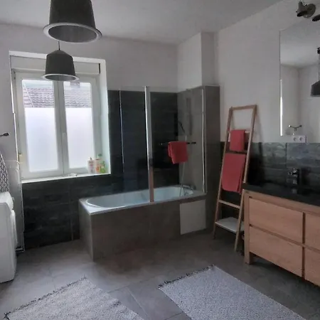 Le Petit Boulanger, Grand 70 M2, Garage Disponible Apartment *